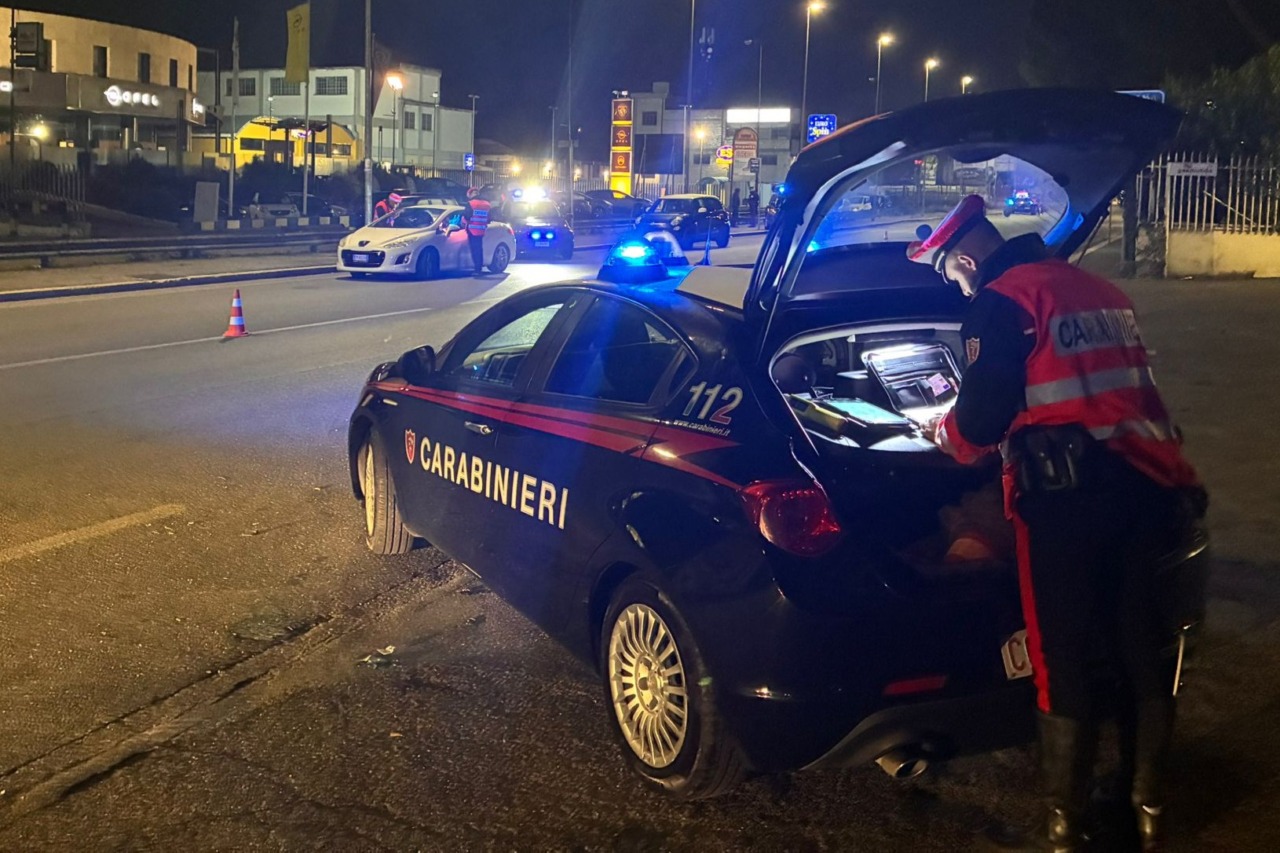 Controlli dei Carabinieri nella movida della Bassa Sabina: arresto e denunce