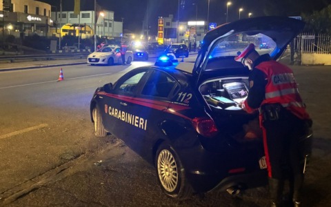 Controlli dei Carabinieri nella movida della Bassa Sabina: arresto e denunce