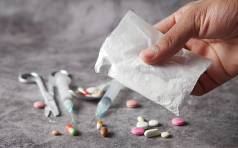 Denunciato egiziano per spaccio di droga sul Ponte Romano