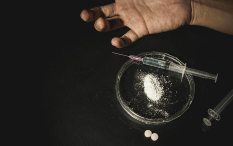 Cocaina nascosta in un vaso, arrestato un 22enne a Rieti
