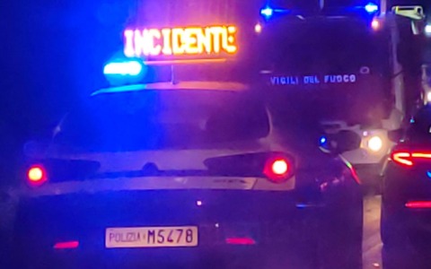 Cinque minorenni protagonisti di una scorribanda in auto