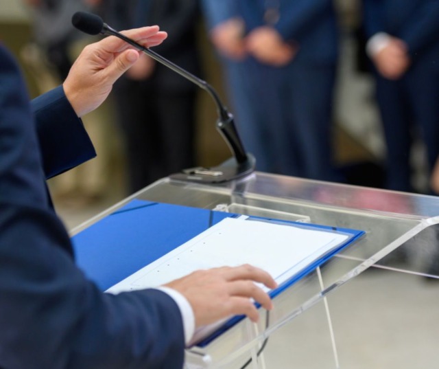 Consiglieri dimissionari: «Crisi politica diventata insanabile»