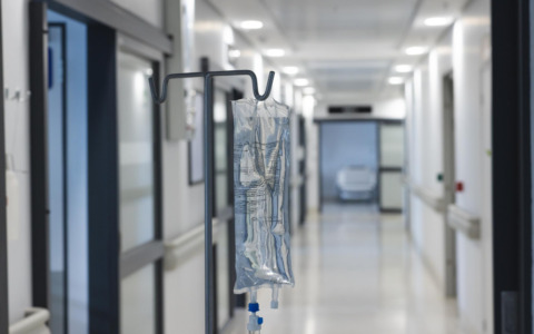Ritardi nei pagamenti per lavoratori degli appalti sanitari
