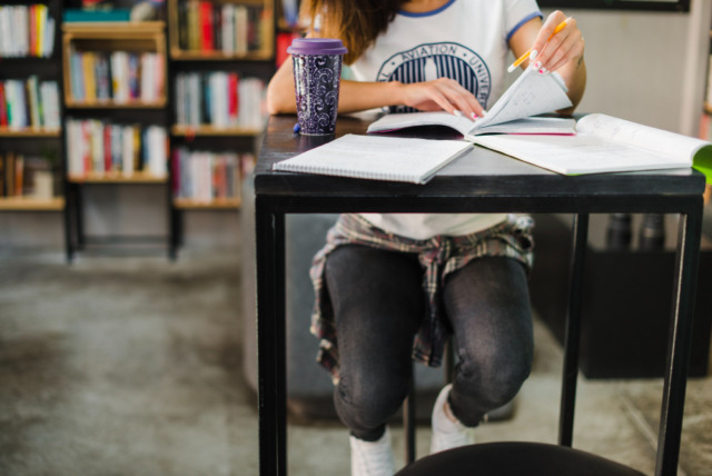 Contributi per i libri di testo: avviso per le famiglie del Lazio