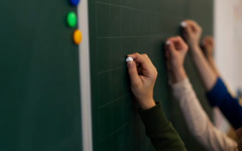 Iscrizioni aperte per la mensa scolastica 2026/2027