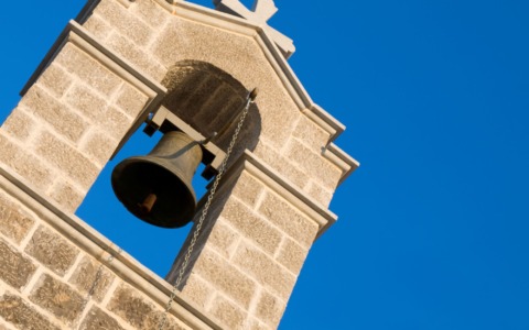 A Offeio ripartono le campane dopo il terremoto del 1997
